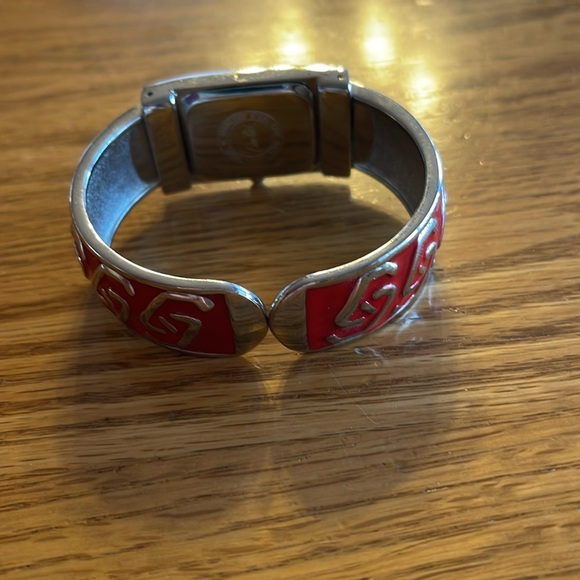 Vintage Statement Watch Bracelet 🌺 - Picture 4 of 5